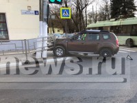 В Твери после аварии автомобиль вылетел на тротуар - новости ТИА