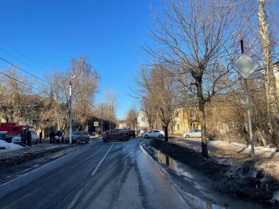 При столкновении машин на улице Мусоргского в Твери пострадали два водителя - Новости ТИА