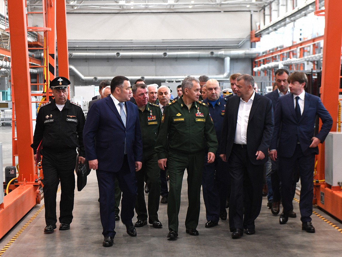 Сергею Шойгу побывал на площадке Промтехнопарка КСК в Твери | 09.06.2021 |  Тверь - БезФормата