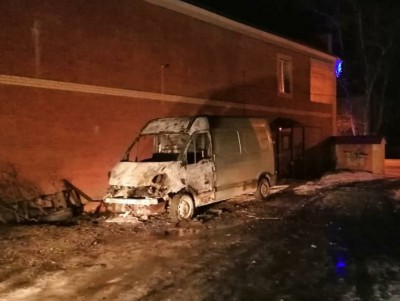 В Тверской области ночью выгорел фургон - Новости ТИА