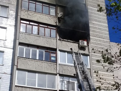 Из горящей квартиры в Твери спасли четырёх человек - Новости ТИА
