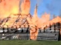Появилось видео пожара, уничтожившего половину деревни в Тверской области  - новости ТИА
