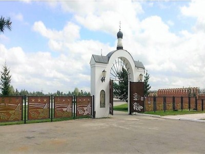 В Тверской области на Мемориальном кладбище украли въездные ворота - новости ТИА