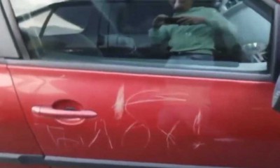 В Твери дети исцарапали автомобиль ради скуки - Новости ТИА