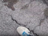 "Гоголь был прав": дорогу в Ржевском районе отремонтировали, как сумели - Новости ТИА