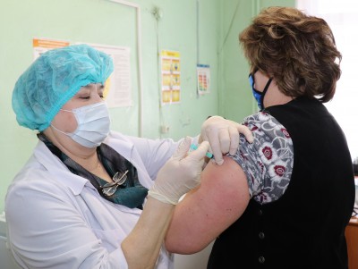 Жители Торопца активно прививаются от коронавируса - Новости ТИА