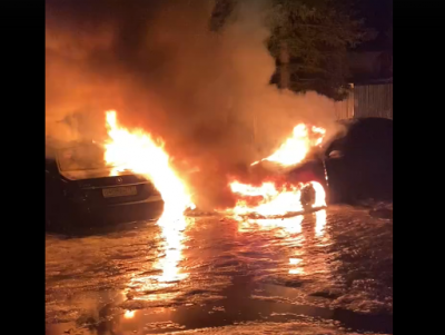 В результате ДТП ночью в Твери сгорели три машины - новости ТИА