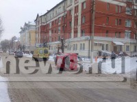 В Твери на улице Мусоргского опрокинулась машина - новости ТИА