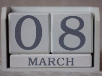8 Марта - Международный женский день. А как вы относитесь к этому празднику? - Новости ТИА