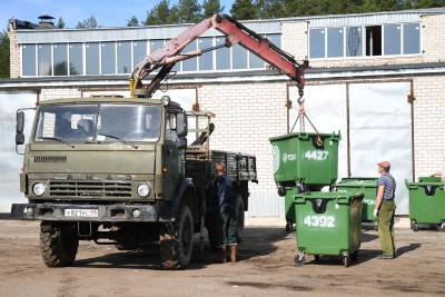 100 новых мусорных контейнеров привезли в Тверскую область - новости ТИА