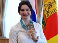Тверская лыжница Наталья Непряева выиграла золото - Новости ТИА
