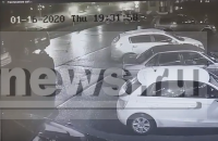Трагедия с погибшей женщиной на пешеходном переходе в Твери попала на видео - Новости ТИА