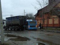 В Твери автобус "Транспорта Верхневолжья" снова попал в ДТП - Новости ТИА