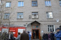 После обрушения перекрытия жильцов из дома выселили, им предложили номера в гостинице - Новости ТИА