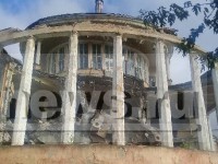 Речной вокзал оцепили. Оставшаяся часть здания грозит рухнуть в любую минуту - Новости ТИА