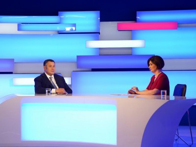 Игорь Руденя во время телеэфира ответил на вопросы жителей региона   - новости ТИА