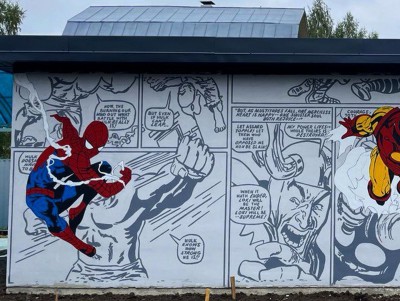 В деревне Большие Борки появилось граффити с супергероями вселенной Marvel - Новости ТИА