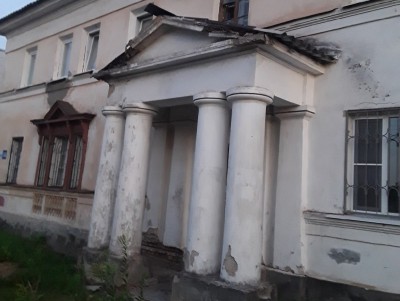 В Твери наказали УК, отвечающую за разрушающийся дом - Новости ТИА