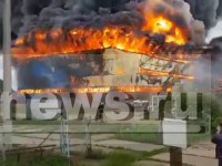 В соцсети появилось апокалиптическое видео пылающего ангара в Кимрах - Новости ТИА