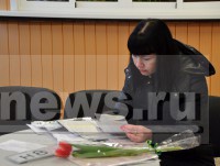7 марта тверские автомобилистки вместе с номерами и свидетельствами получают от ГИБДД цветы - Новости ТИА
