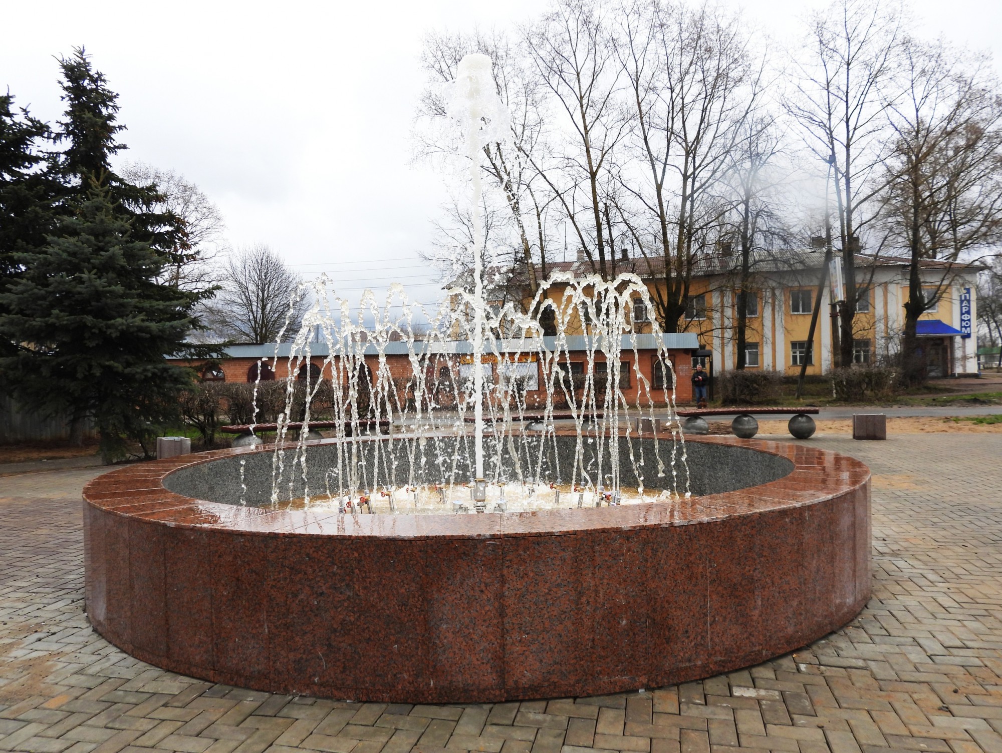 В Калязине протестировали новый фонтан | 21.04.2021 | Тверь - БезФормата