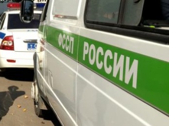 В Твери остановили автомобиль, водитель которого должен 700 000 рублей - новости ТИА