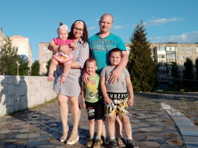 Молодая семья Антоновых из Удомли получила 500 тысяч на погашение ипотеки - Новости ТИА