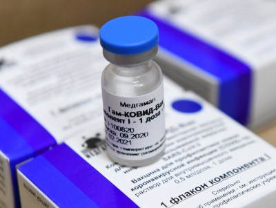 Роскомнадзор предупредил об ответственности за фейки про вакцинацию от ковида - новости ТИА
