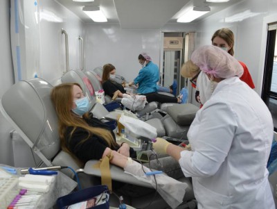 В Твери в рамках акции "Подари каплю надежды" почти 70 человек сдали кровь  - новости ТИА