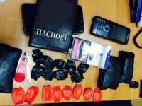 В Твери полицейские задержали двоих мужчин, которые делали закладки наркотиков - новости ТИА