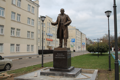 В Твери появился памятник Ефрему Зверькову - Новости ТИА