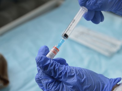 В Тверскую область поступила крупная партия вакцины против коронавируса - новости ТИА