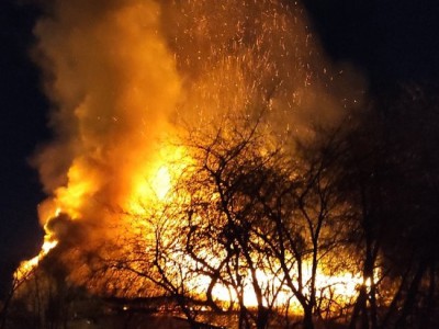 В Тверской области загорелись три дачных дома - новости ТИА