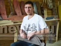 Путешествие из Петербурга... в село, или Как добрый молодец переехал из столицы в тверскую глубинку и стал гусельным Мастером - Новости ТИА