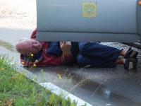 В Тверской области пьяного москвича за рулем задержали благодаря бдительности граждан. Мужчина не мог ни стоять, ни сидеть - Новости ТИА