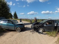 В Тверской области на сельской дороге столкнулись две иномарки. В ДТП пострадала девушка-водитель - Новости ТИА
