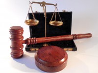 Суд арестовал 21 участника преступной группировки, грабивших поезда в Тверской области - Новости ТИА