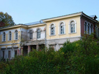 Разрушенную старинную усадьбу в Митино архитектора Львова законсервируют  - Новости ТИА