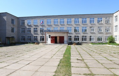 Губернатор поручил завершить ремонт кровли в школе Калязина к 1 сентября     - Новости ТИА