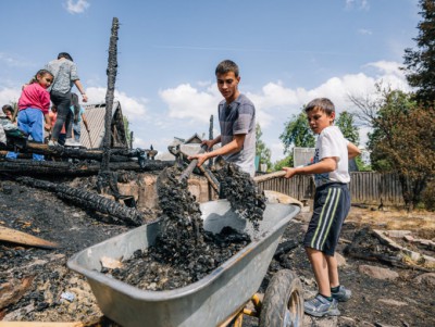 В Тверской области огонь уничтожил дом семьи с 12 детьми - новости ТИА