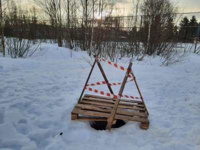 В Тверской области 8-летняя девочка провалилась в канализационный люк - новости ТИА