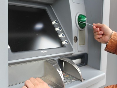 Карты Mastercard подсанкционных банков перестанут работать за границей - Новости ТИА