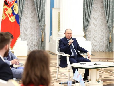 Владимир Путин посоветовал россиянам съездить на Камчатку - Новости ТИА