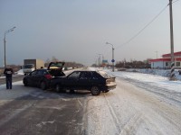 В Тверской области ВАЗ выехал на "встречку" и столкнулся с двумя машинами, пострадала 13-летняя девочка - Новости ТИА