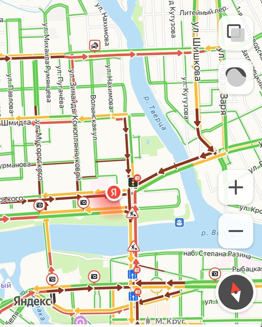 Работы на Новом мосту парализовали движение в Твери | 13.09.2022 | Тверь -  БезФормата