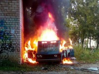 В городе Конаково сгорели "Жигули" - Новости ТИА