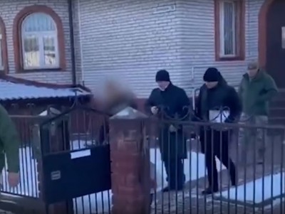 Замначальника Смоленской таможни отремонтировала дом за счёт взятки - Новости ТИА