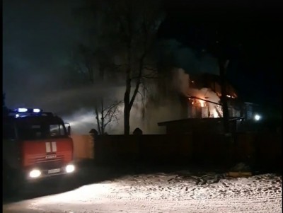 В Тверской области пожар уничтожил дом многодетной семьи - новости ТИА