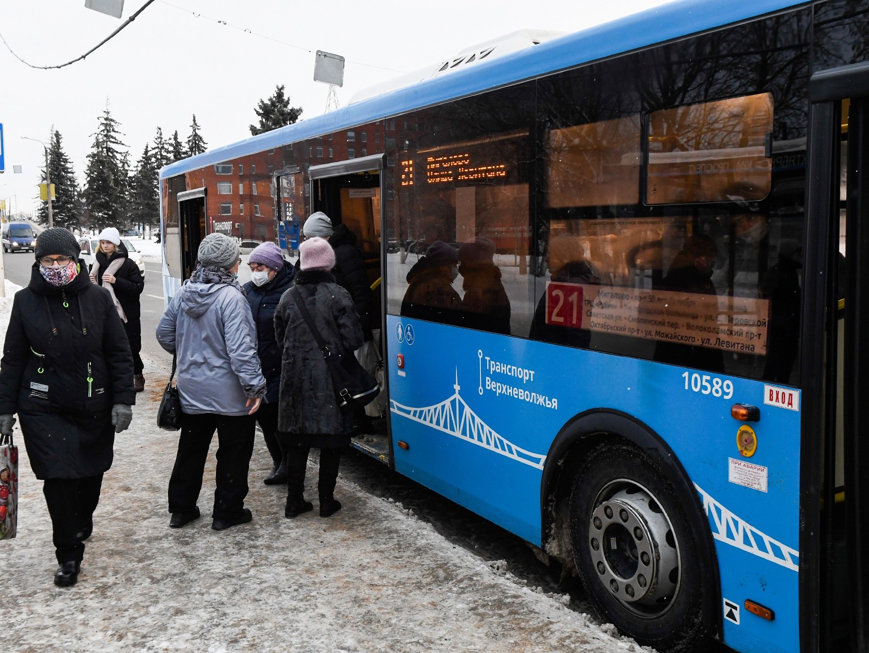 Синие автобусы в 2021 году перевезли более 90 млн человек в Тверской  области | 26.01.2022 | Тверь - БезФормата