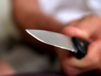 В Тверской области молодой человек напал на свою прабабушку и, угрожая ножом, отнял у неё 1000 рублей - Новости ТИА